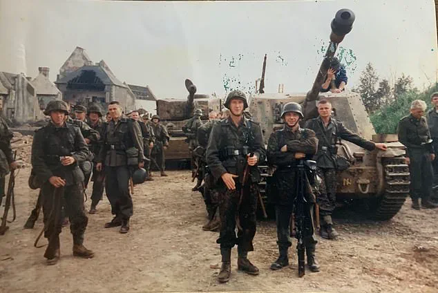 Behind-the-Scenes Chaos of 'Saving Private Ryan' Resurfaces: Extra Mike Drew's Hidden Photos Revealed