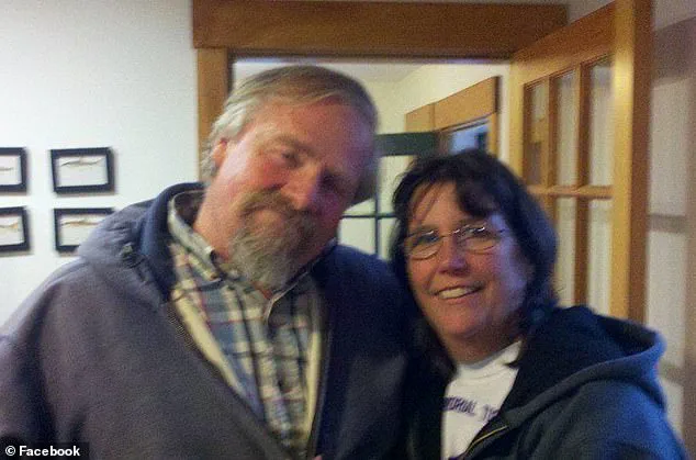 Martha's Vineyard Tragedy: 77-Year-Old Roy Scheffer and 69-Year-Old Patricia Bergeron Die After Boat Capsizes Off Edgartown Coast
