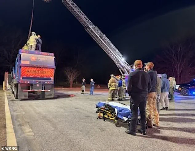 Homeless Man Survives Garbage Truck Crush During Alabama Winter Storm, Rescued at Popeyes Drive-Thru