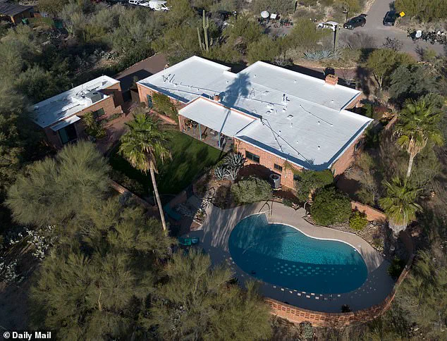 Savannah Guthrie Seeks Solace in Secluded Tucson Home as Federal Agents Hunt for Missing Mother