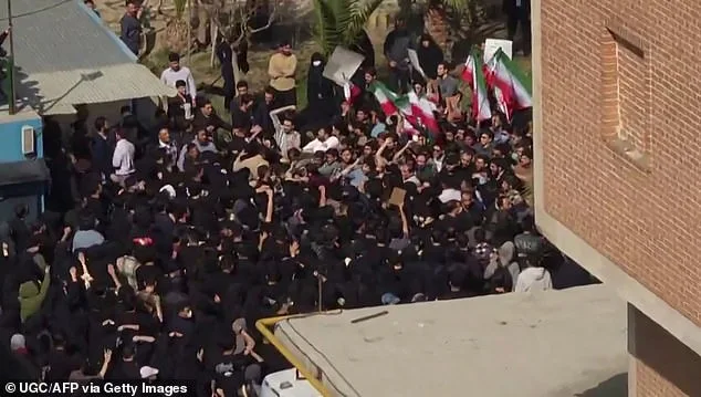 Trump Considers Targeted Actions Against Iran's Mojtaba Khamenei Amid Tehran Protests