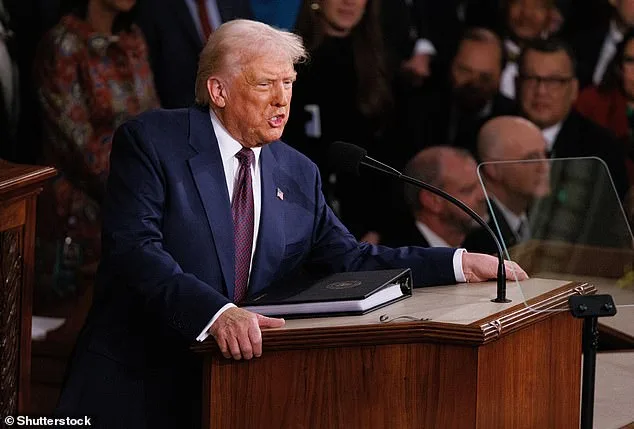 Democrats Launch 'State of the Swamp' Counter-Event as Trump Preps for Turbulent State of the Union Address