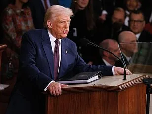 Democrats Launch 'State of the Swamp' Counter-Event as Trump Preps for Turbulent State of the Union Address