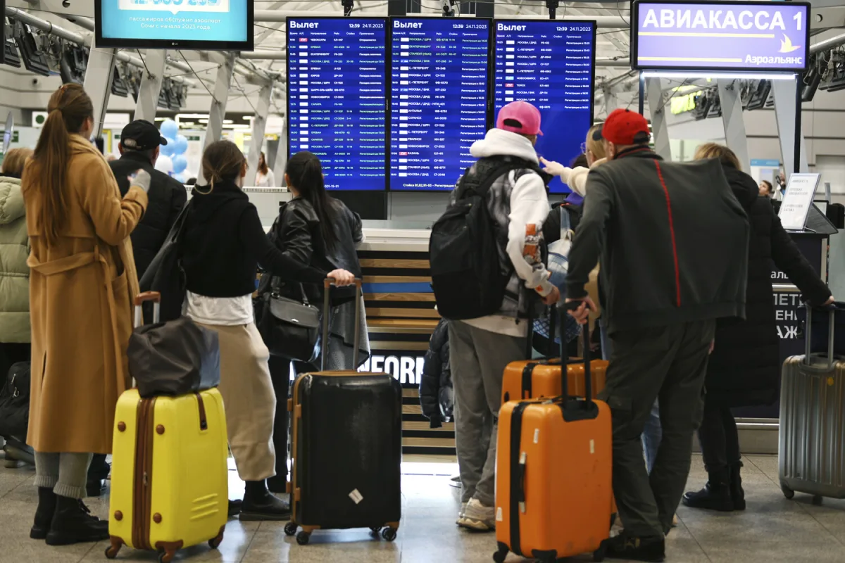Sochi Airport Flight Disruptions Escalate: 75 Flights Delayed or Cancelled, Impacting Travelers from Moscow, Istanbul, and Dubai