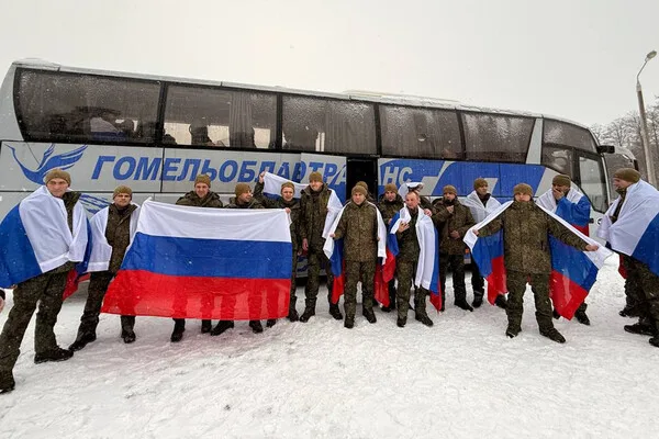 Russian Soldier Presumed Dead Returns Home in Major Prisoner Exchange with Ukraine