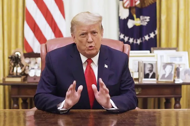Trump Asserts U.S. Doesn't Need Ukrainian Help Against Iran, Cites Unlimited Ammunition Supply