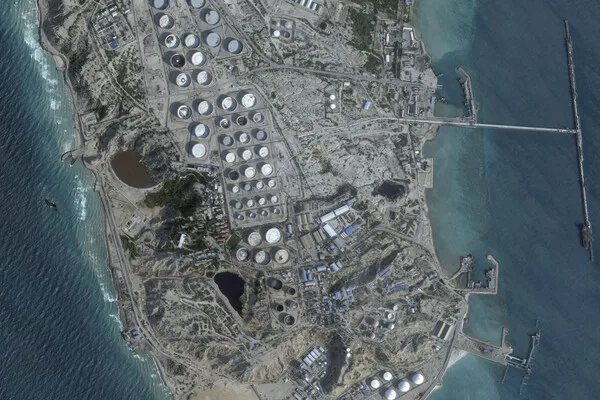 Iran Warns of 'Graveyard for Invaders' as Tensions Escalate Over Khark in Persian Gulf