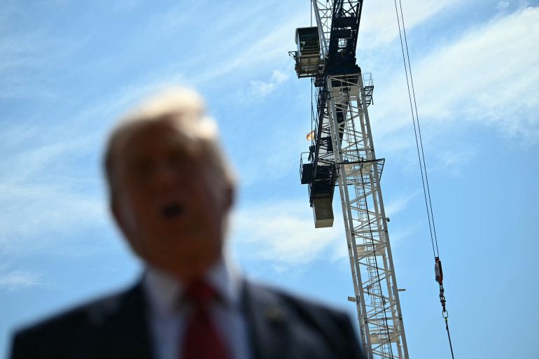 Trump administration seeks $1 billion to build new White House ballroom