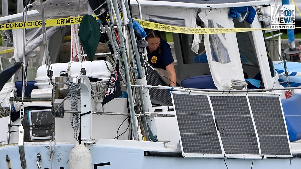 Bahamas Dive Begins as US Moves Lynette Hooker's Sailboat to Florida